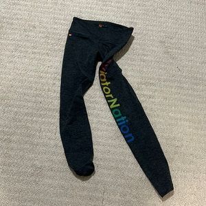 AV leggings with logo on the side